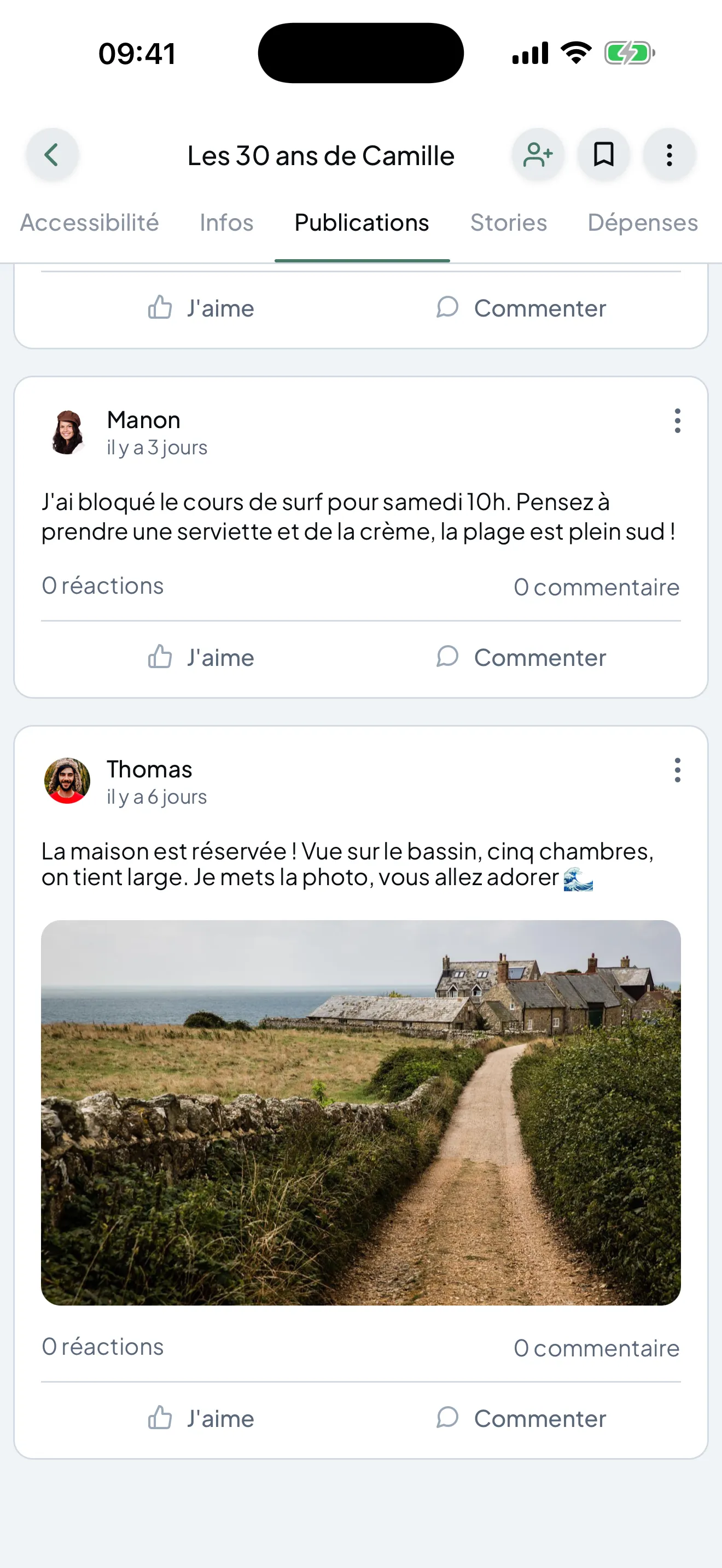 L'onglet Publications : un message du groupe et un sondage « On mange quoi ? » avec ses options.