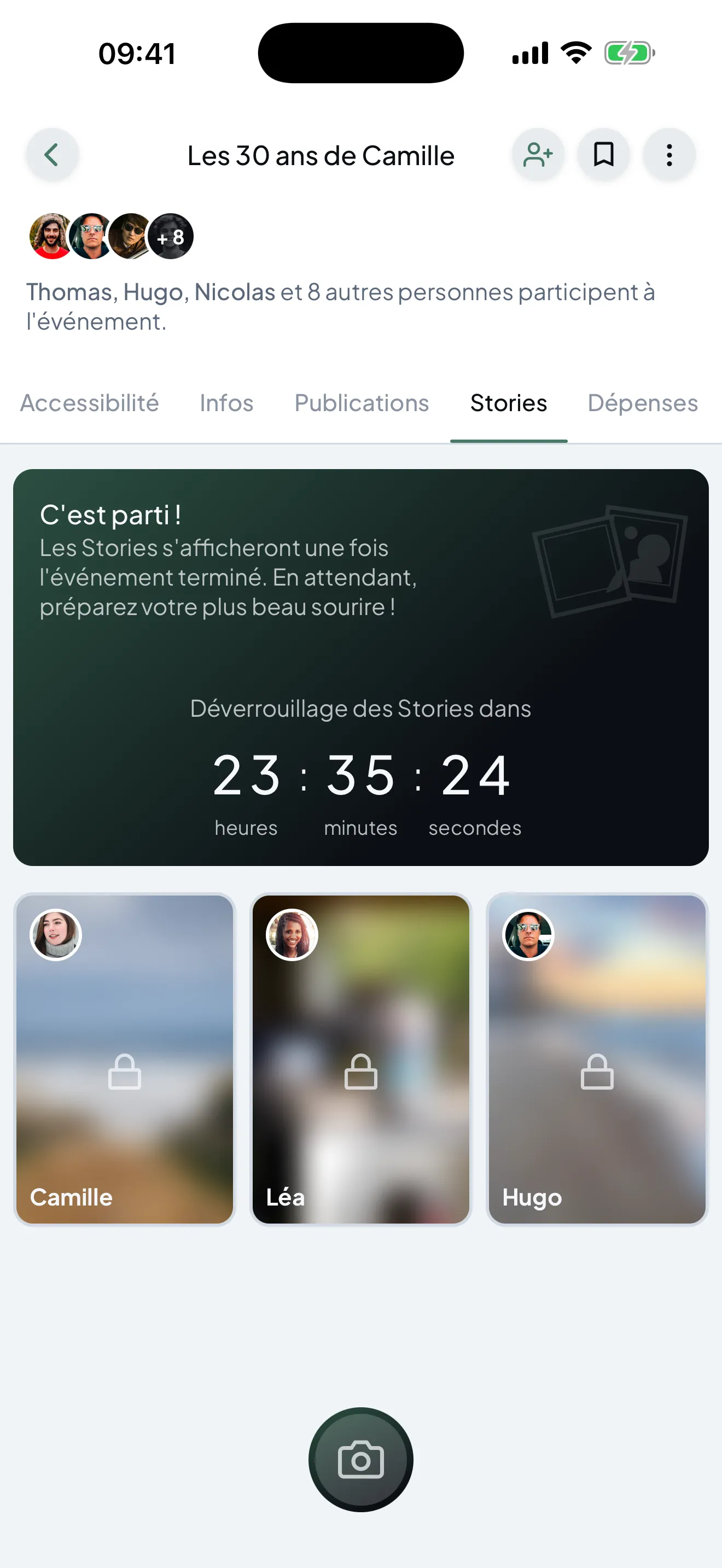 L'onglet Stories : le compte à rebours avant déverrouillage, et les photos encore cadenassées en dessous.